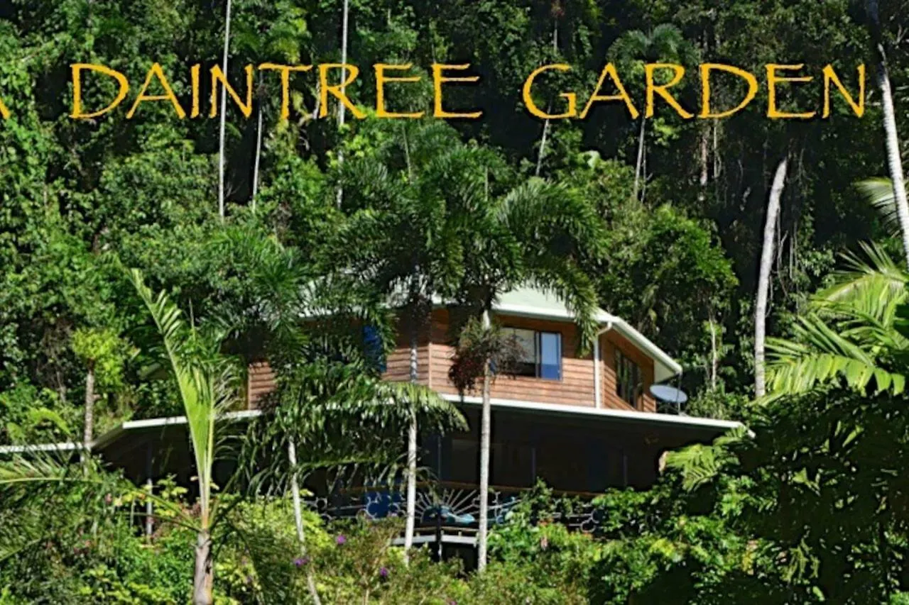 A Daintree Garden Villa Diwan Holiday home