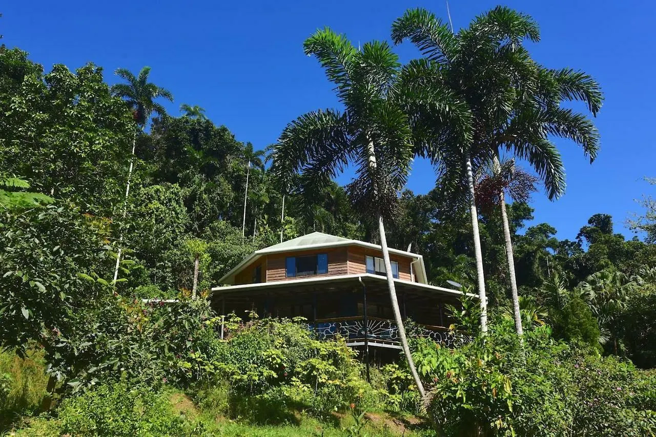A Daintree Garden Villa Diwan Australia